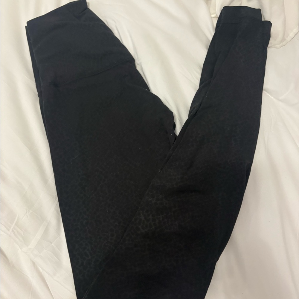 Black Leggings With Subtle Pattern - image 2
